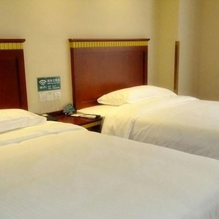 Greentree Inn Chongqing North Railway Station Express Hotel Exterior foto